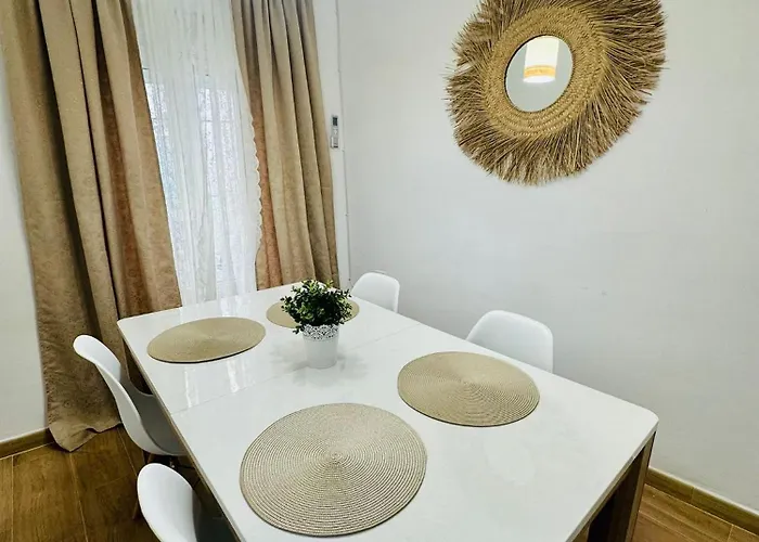 Rei Center Holiday home *